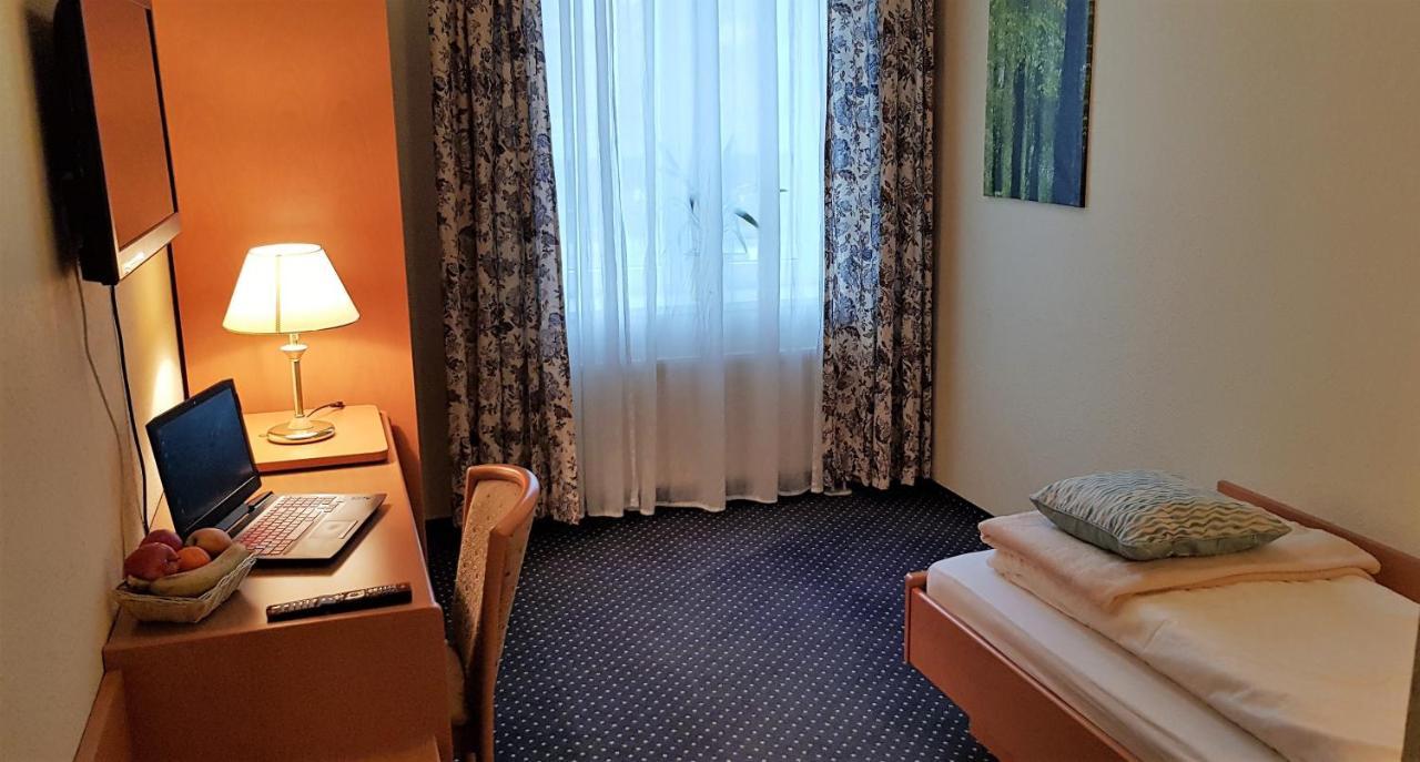 Hotel Altberesinchen Frankfurt  Екстер'єр фото